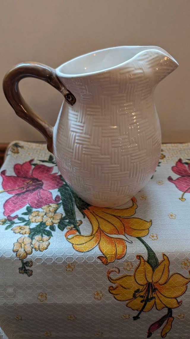 Vintage water or wine pitcher.  Made of clay.  Made in Portugal  in Bathwares in Markham / York Region - Image 4