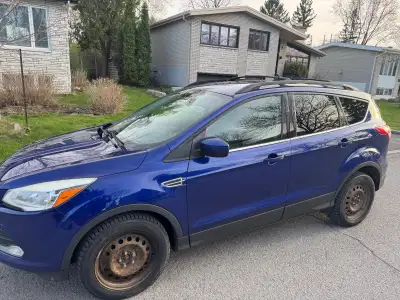 Ford Escape SE AWD ready to hit the road!!! New transmission New resonator (exhaust system) New fron...