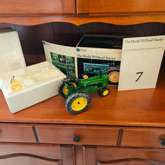 Ertl 1/16 John deere model 70 diesel. Precision classics #7 in Toys & Games in Regina - Image 2