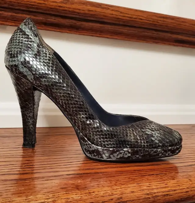 Women's/ Ladies Heels Shoes in Women's - Shoes in Oshawa / Durham Region - Image 2