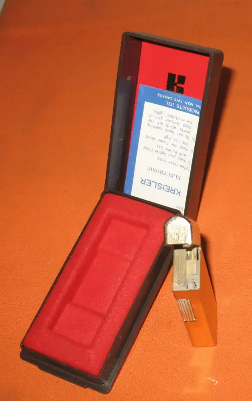 Lighter KREISLER Fisher Seville Japan  Butane Electric -Lke New in Arts & Collectibles in Edmonton - Image 5