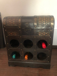 Wine chest