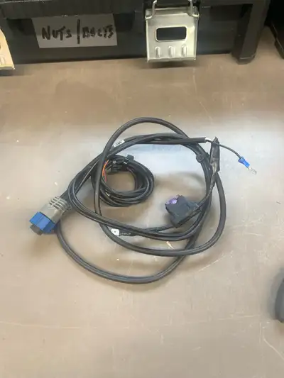 Lowrance power cable for HDS, EliteTi, Elite FS and Hook Series. Includes fuse assembly. Current pri...