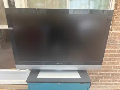 Television runs really well and has been taken care of. Need it gone asap.