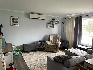 4 beds 1 bath house for rent