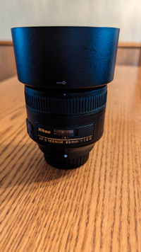 Nikon 85mm f1.8 prime Lens