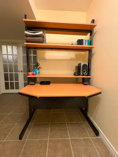 Key Features & Description: • Modular 3-Tier Design: The standard, highly sought-after configuration...