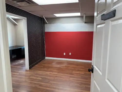 BRAMPTON OFFICE FOR LEASE: PRIME Facing Kennedy Road, Private office with 24Hr access • 2 Office spa...