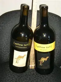 Yellow Tail Winery 15 inch Display bottles Chardonnay & Shiraz