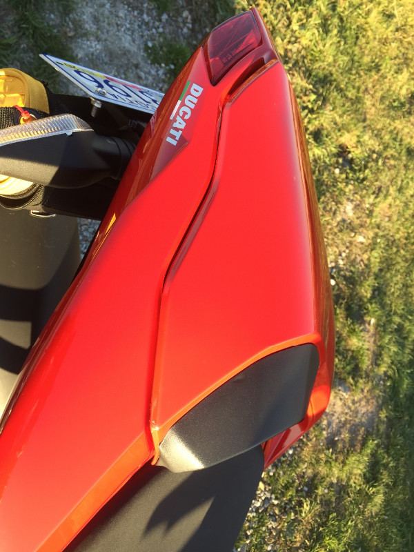 2014 Ducati Streetfighter 848 in Sport Bikes in City of Halifax - Image 4