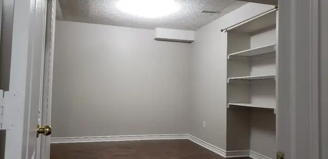 Newmarket: 1 BR + den basement apt. for rent from March 15, 2026 in Long Term Rentals in Markham / York Region - Image 9