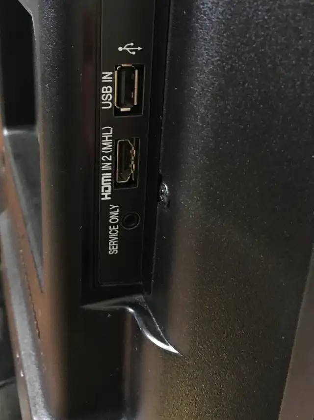 LG 32LN530B-LA 32 In 720P LCD TV with Remote in TVs in Ottawa - Image 5