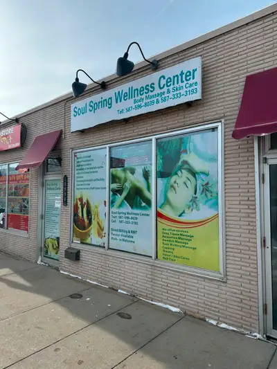 1400 sq. ft. | Medical, Massage or Beauty Salon 10990 124 Street NW, Edmonton, AB T5M 0H8 Please onl...