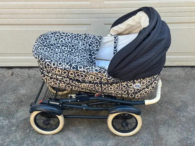 “Peg Perego Collapsible Stroller” $150.   in Strollers, Carriers & Car Seats in Annapolis Valley - Image 3