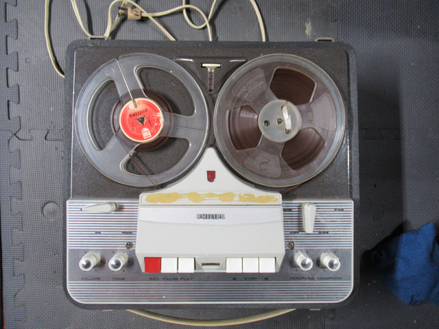 Vintage Philips EL 3549  Reel to Reel Tape Recorder in Stereo Systems & Home Theatre in St. Catharines