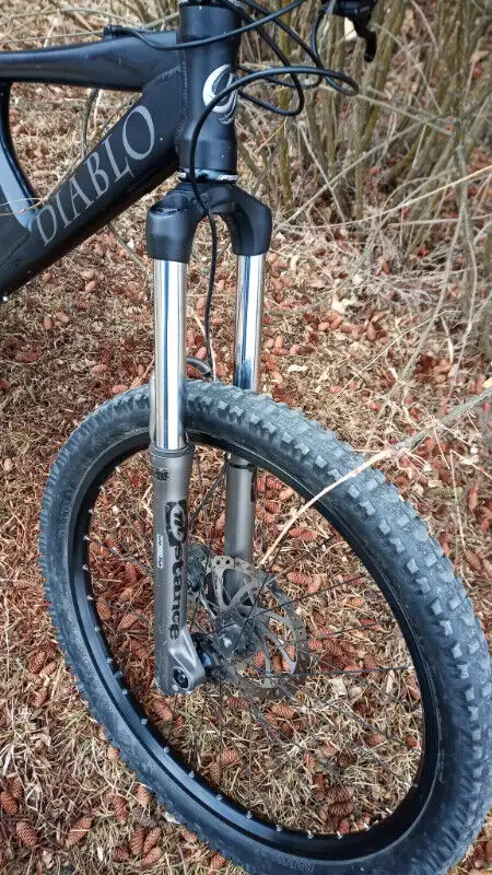 Jamis diablo mountain bike in Mountain in Calgary - Image 4