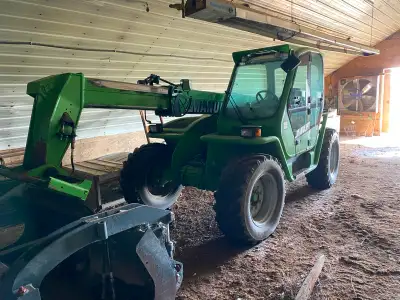 Merlo P34.7 Turbofarmer Telehandler with 71xxhrs. Pallet forks and grapple bucket. Handles loader wo...