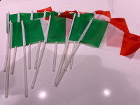 12 mini Italy Flags