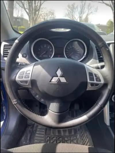 Mitsubishi steering wheel/volant, View more