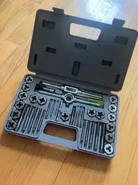 New - Power Fist 39 pc Tap and Die Set