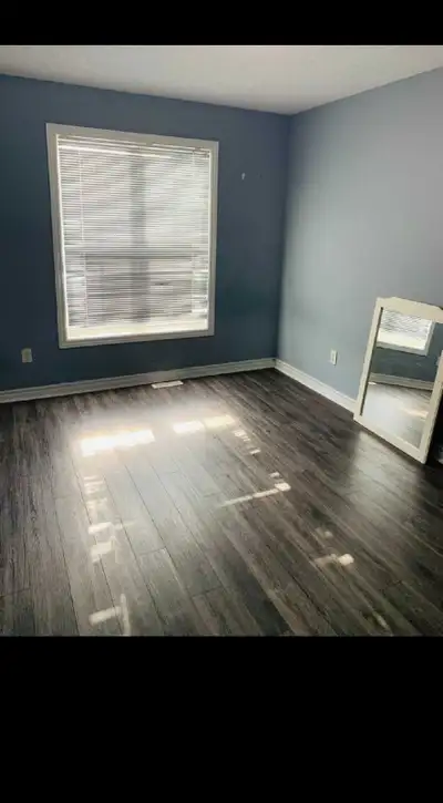 1 Bed 1 Bath - Townhouse 600 Sarnia Rd, London, ON N6G 5M4, Canada One private Bedroom available in...