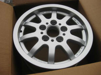 1 X Brand new BMW 15X7 IS47 wheel rim 3er E36;5er E34;7er E32