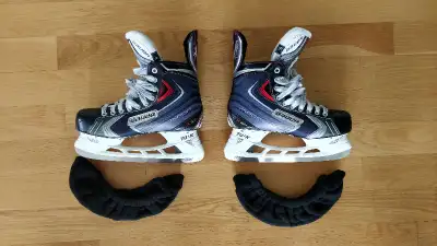 • Size 10 shoe, 8.5D wide • Built for an aggressive forward angle to get your body over the skate fo...