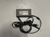 HP 906329-002 - 120W 19.5V 6.15A 5mm AC Adapter