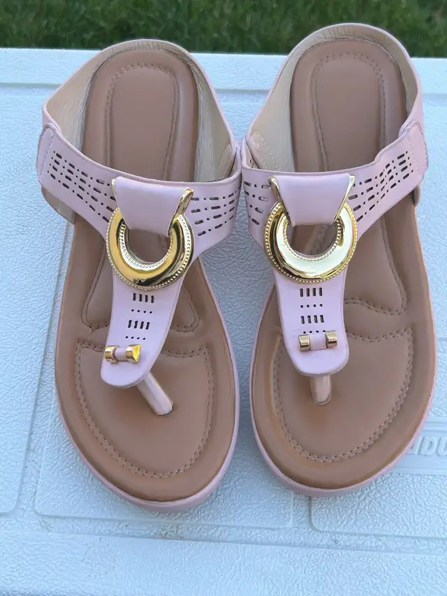 Women’s Shoes in Women's - Shoes in Edmonton - Image 3