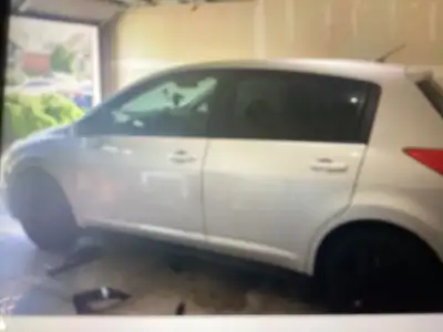 CAR FOR DRIVES/DELIVERY  HAMILTON 289-775-2457, View more