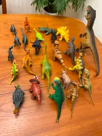 Toy Dinosaurs - batch of 23