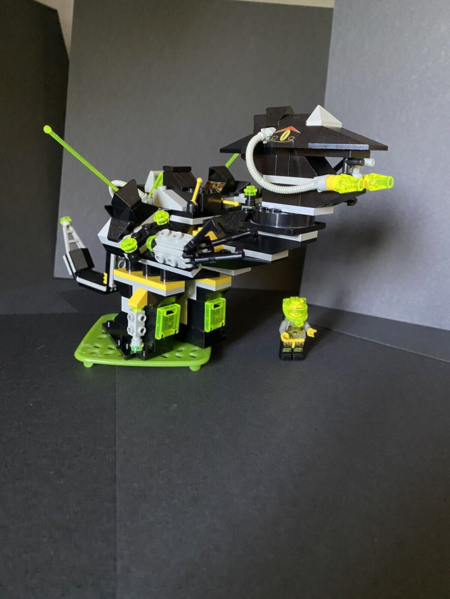 LEGO set 2152 Robo Raptor Shipping included in Toys & Games in Owen Sound