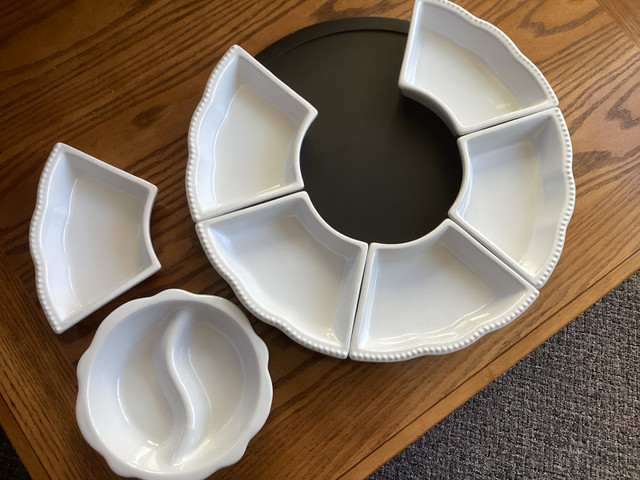 Party,lazy Susan condiment tray in Kitchen & Dining Wares in Ottawa - Image 2