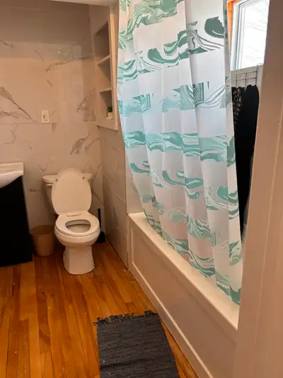Description Description Description PRIVATE ROOM with shared washroom and kitchen for rent -750 all...