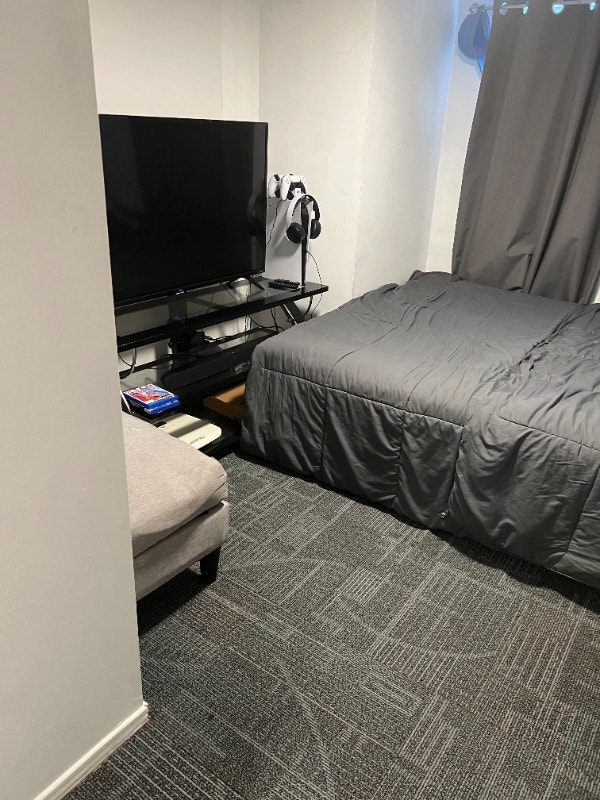One Bedroom Basement For Rent Near Victoria Park Station Long Term