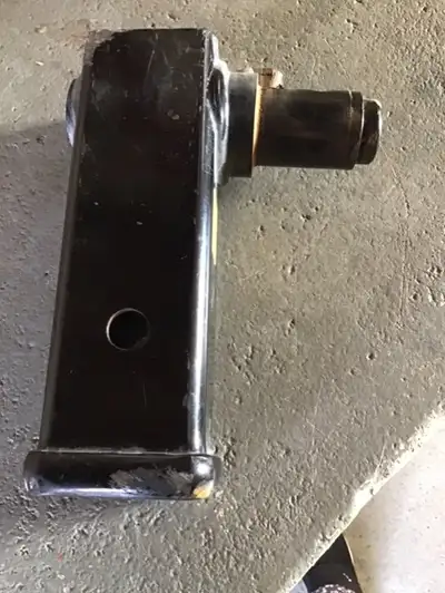 Récepteur pour attelages furtifs  de crémaillère ou remorque, View more