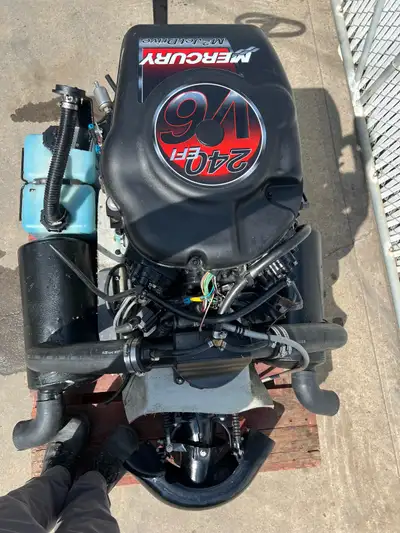 Hi. I am selling a 2002 240hp Mercury Optimax EFI 2stroke oil injected Sports Jet setup. Motor comes...