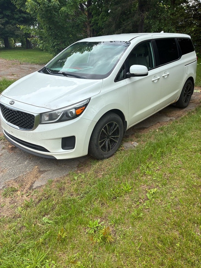 Kia Sedona 2017