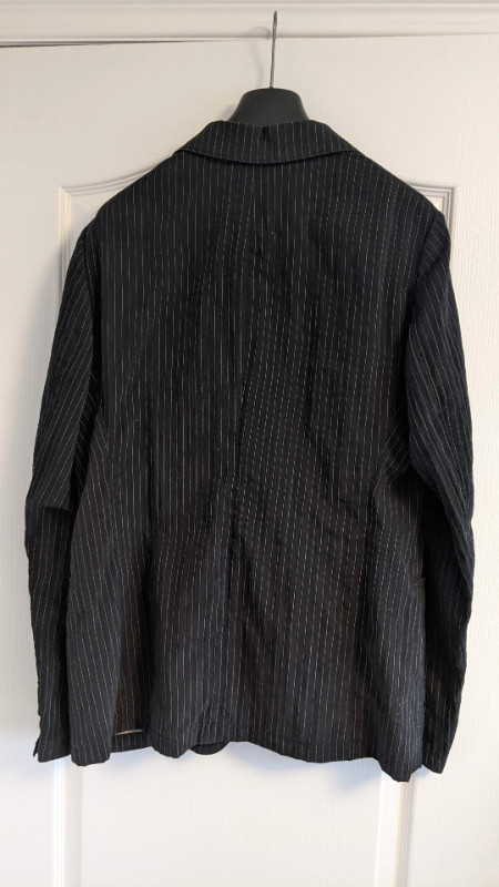 Armani Collezioni Men's Blazer Jacket in Men's in Markham / York Region - Image 2
