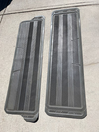 Car / truck backseat mats