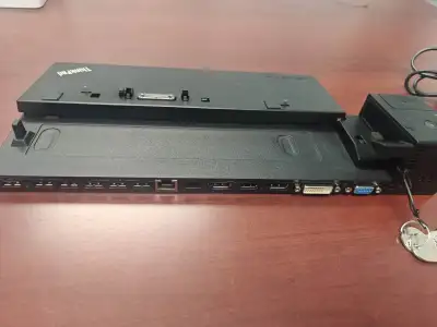 Lenovo Thinkpad laptop docking station 40A2, View more
