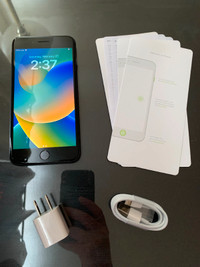 Black iPhone 8PLUS,64GB. Perfect Condition.Unlocked.Battery %100