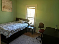Room in Downtown 