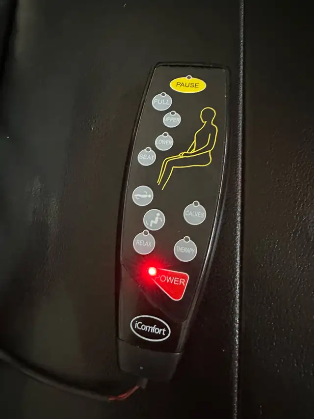 IComfort shiatsu massage chair in Chairs & Recliners in Penticton - Image 5