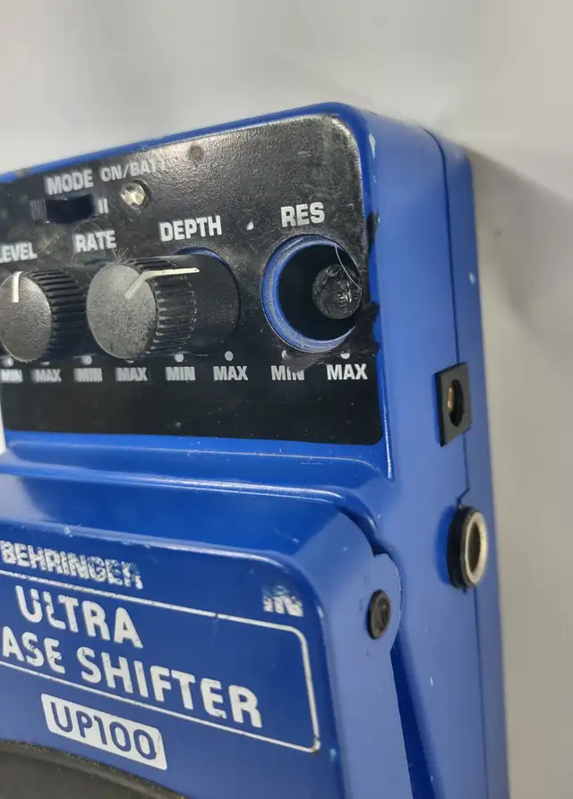 Behringer Ultra Phase Shifter UP100 2-Mode Effects Pedal *READ in Amps & Pedals in Windsor Region - Image 6
