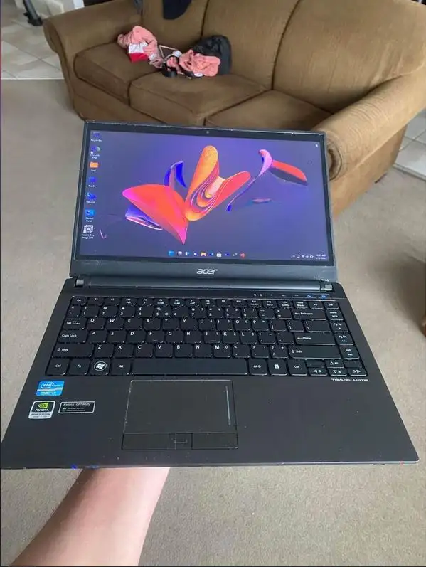 i7 Acer Aspire 8481 Windows 11 Office 2023 laptop in Laptops in Calgary - Image 3
