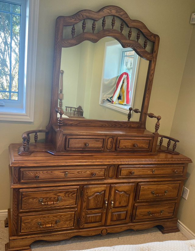Solid wood bedroom set (Canadian made) in Dressers & Wardrobes in Bedford