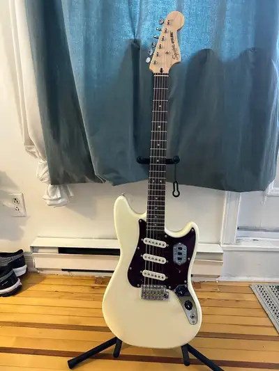 Squier Cyclone - Paranormal, View more