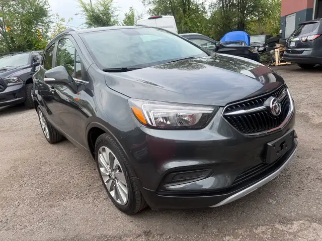 2018 Buick Encore. A tiny one owner SUV. CERTIFIED, WARRANTY in Cars & Trucks in City of Toronto - Image 3