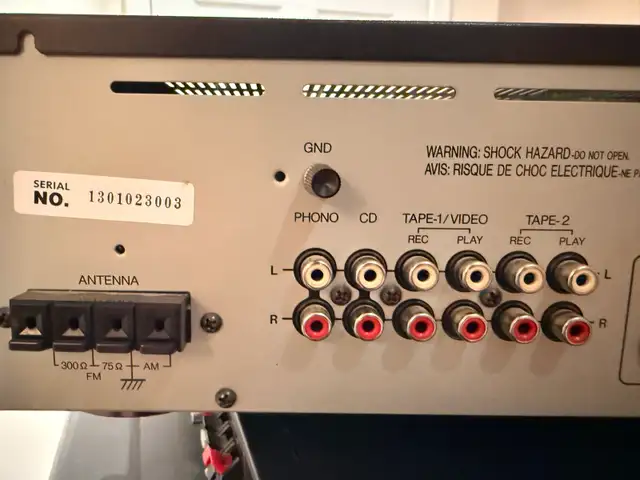 ONKYO TX-930 stereo receiver  in Stereo Systems & Home Theatre in Mississauga / Peel Region - Image 5